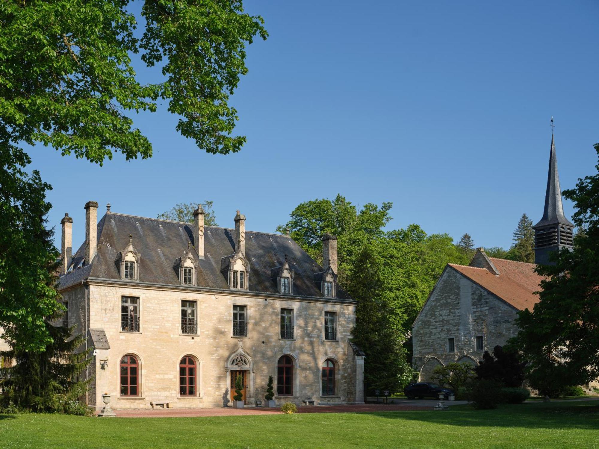 Готель Abbaye De La Bussiere Екстер'єр фото